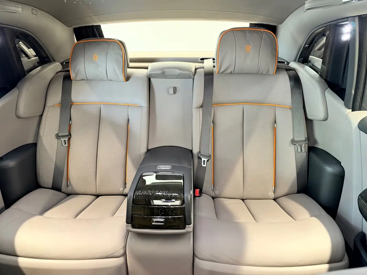 Rolls-Royce Phantom 2019 2018 6.7T Long Wheelbase Version