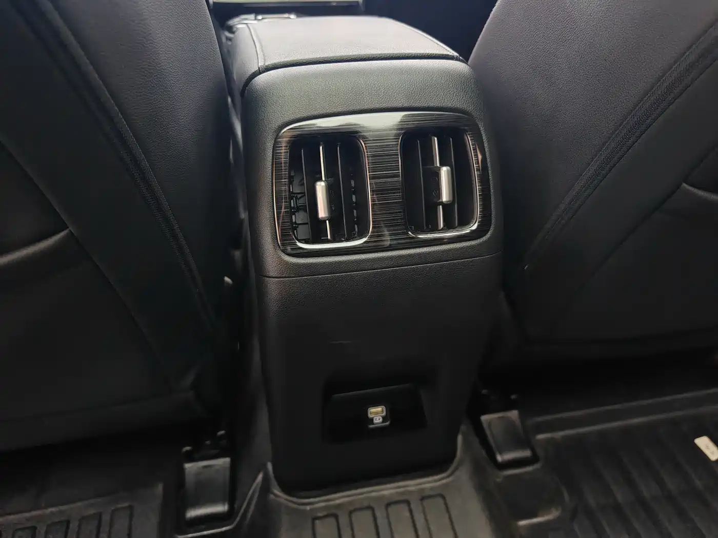 Hyundai Tucson 2021 Tucson L 1.5T DCT LUX Premium фото 20