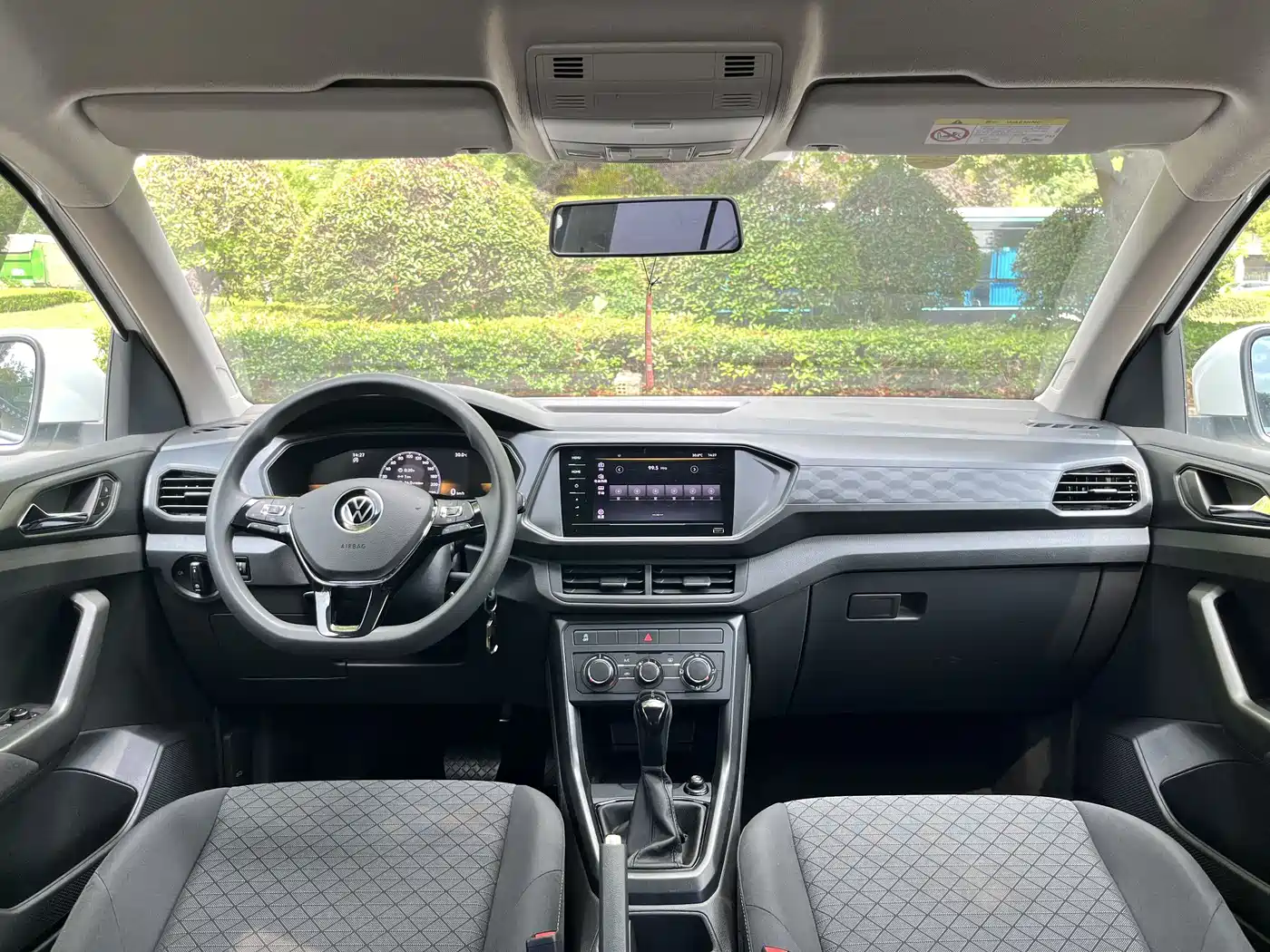 Volkswagen T-Cross 2023 1.5L Automatic Trend Edition фото 13