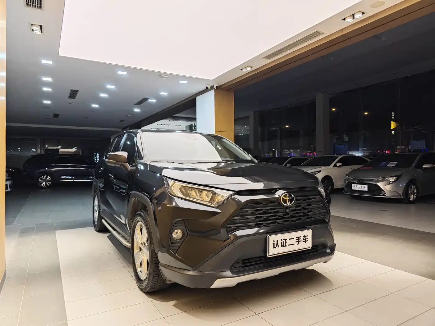 Toyota RAV4 Rongfang 2020 2.0L CVT 2WD Trend Edition фото 4