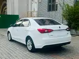 Фото 5 - Roewe 360