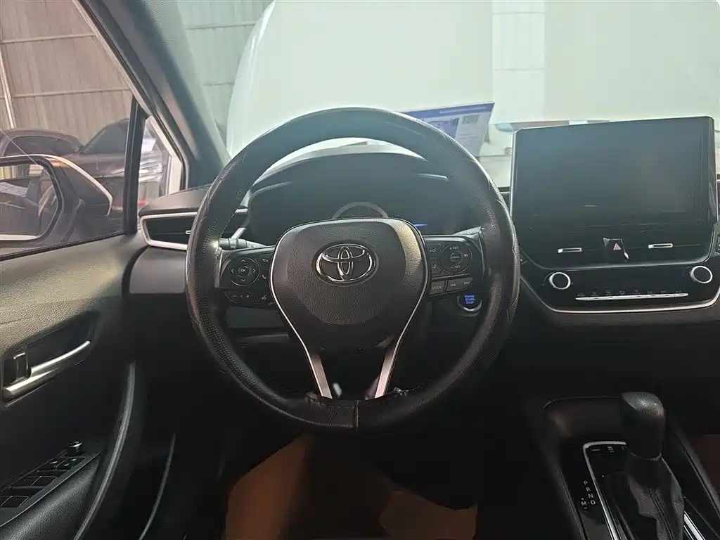 Toyota Levin 2022 185T CVT Luxury Edition фото 11