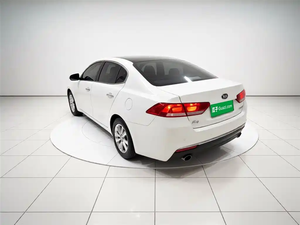 Kia K4 2014 1.8L Automatic GLS фото 23
