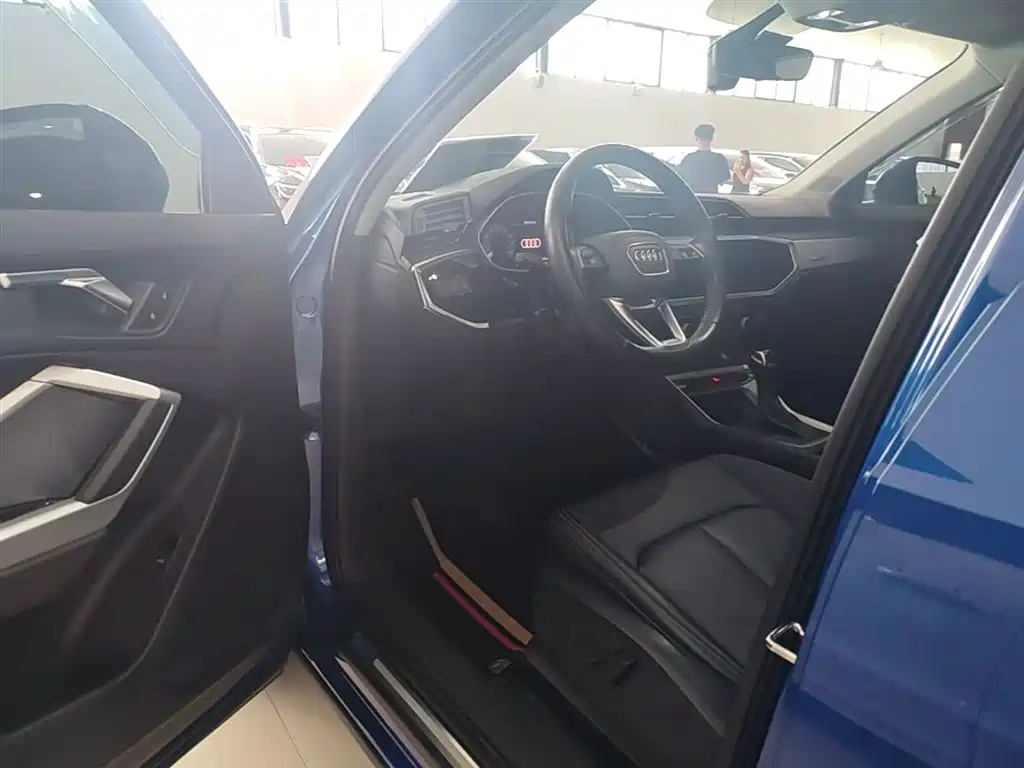 Audi Q3 2019 35 TFSI Progressive Elegance фото 16