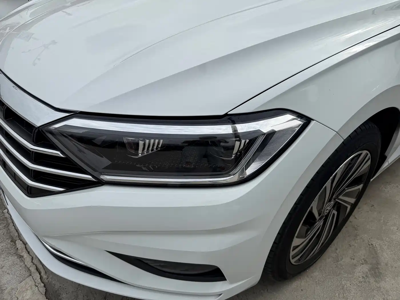 Volkswagen Sagitar 2022 280TSI DSG Surpassing Edition фото 12