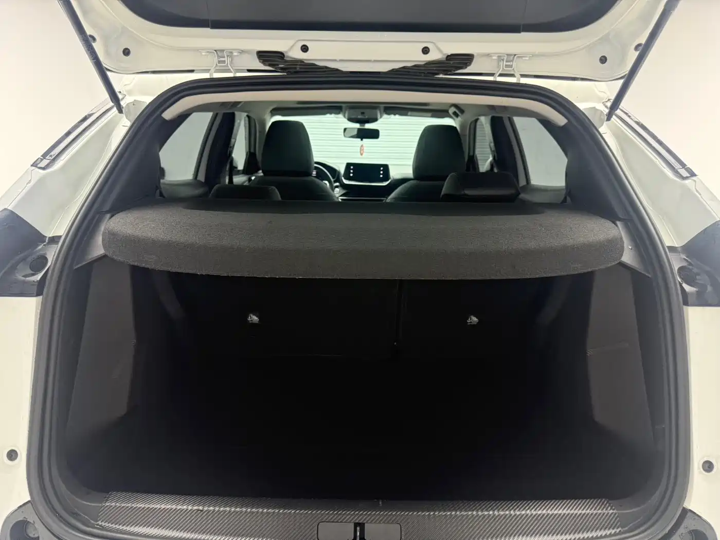 Peugeot 2008 2022 230THP THE ONE фото 8