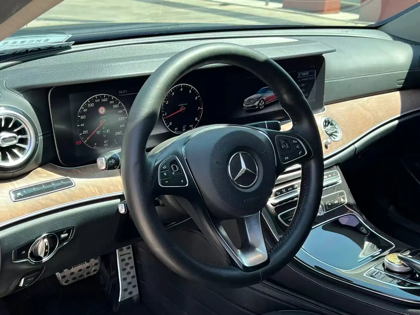 Mercedes-Benz E-Class 2016 E 300 L Fashion Type фото 11