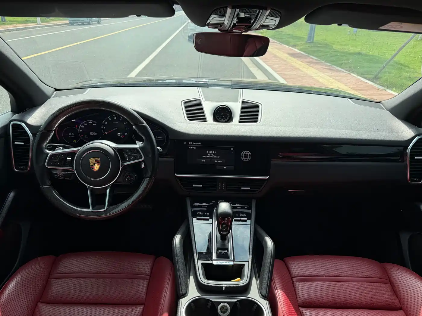 Porsche Cayenne 2019 Cayenne 3.0T фото 12