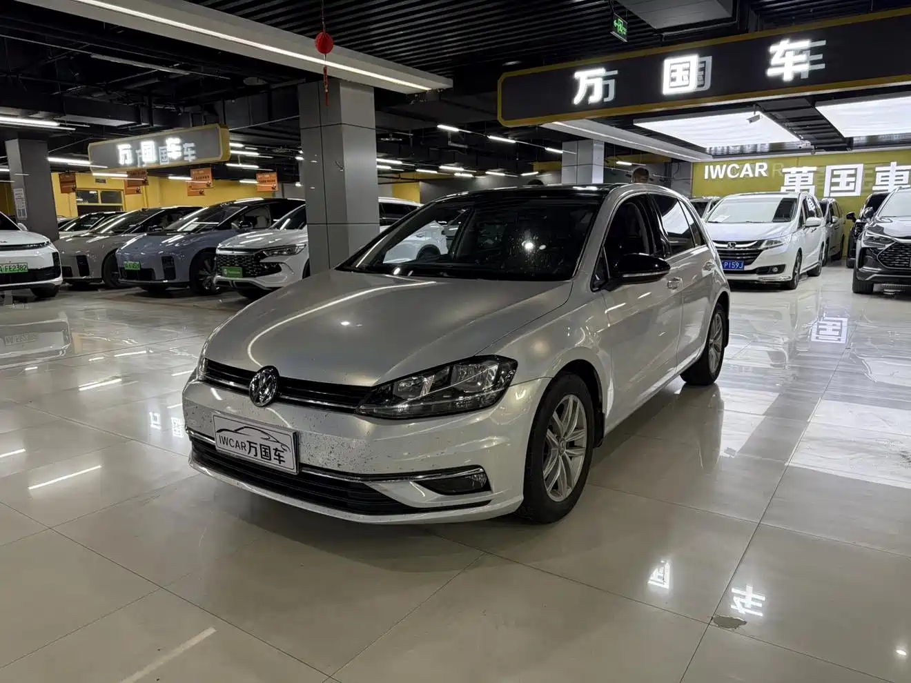 Volkswagen Golf 2018 230TSI Automatic Comfort фото 2