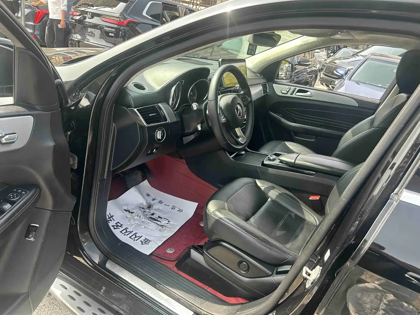 Mercedes-Benz GLE Coupe 2015 GLE 320 4MATIC Coupe SUV фото 4