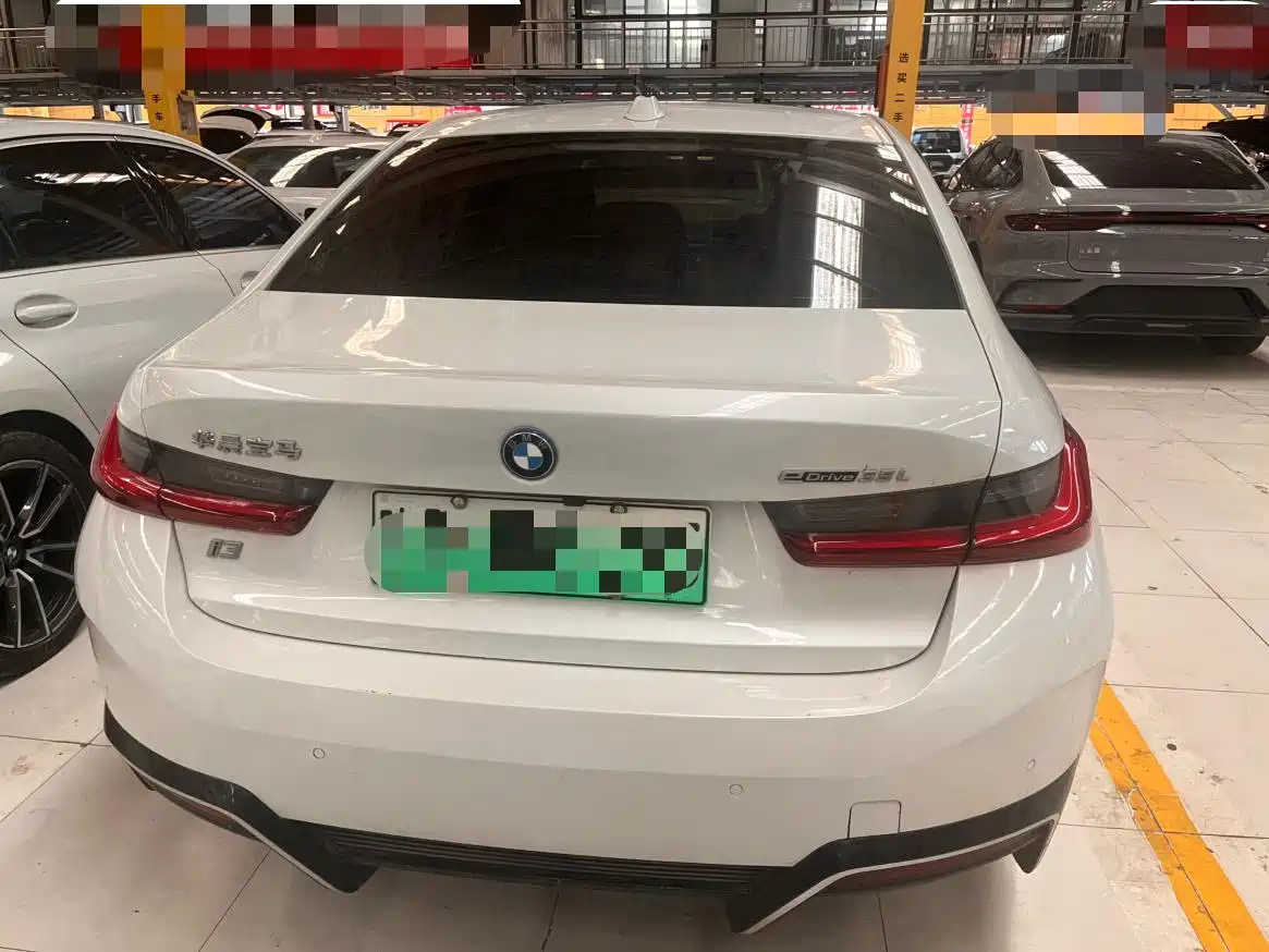 BMW i3 2024 eDrive 35 L фото 14