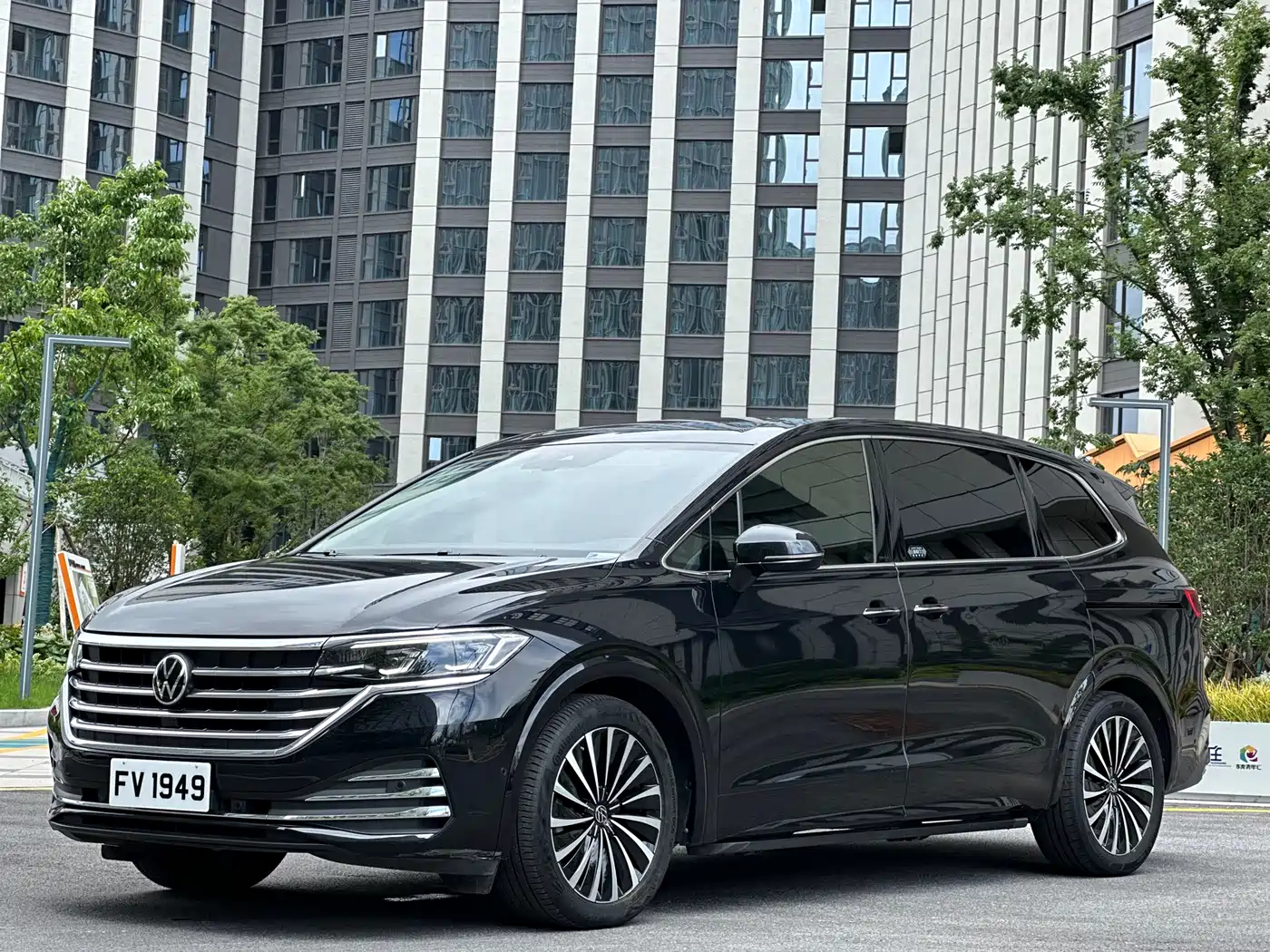 Volkswagen Viloran 2023 Facelift 380TSI Premium Edition