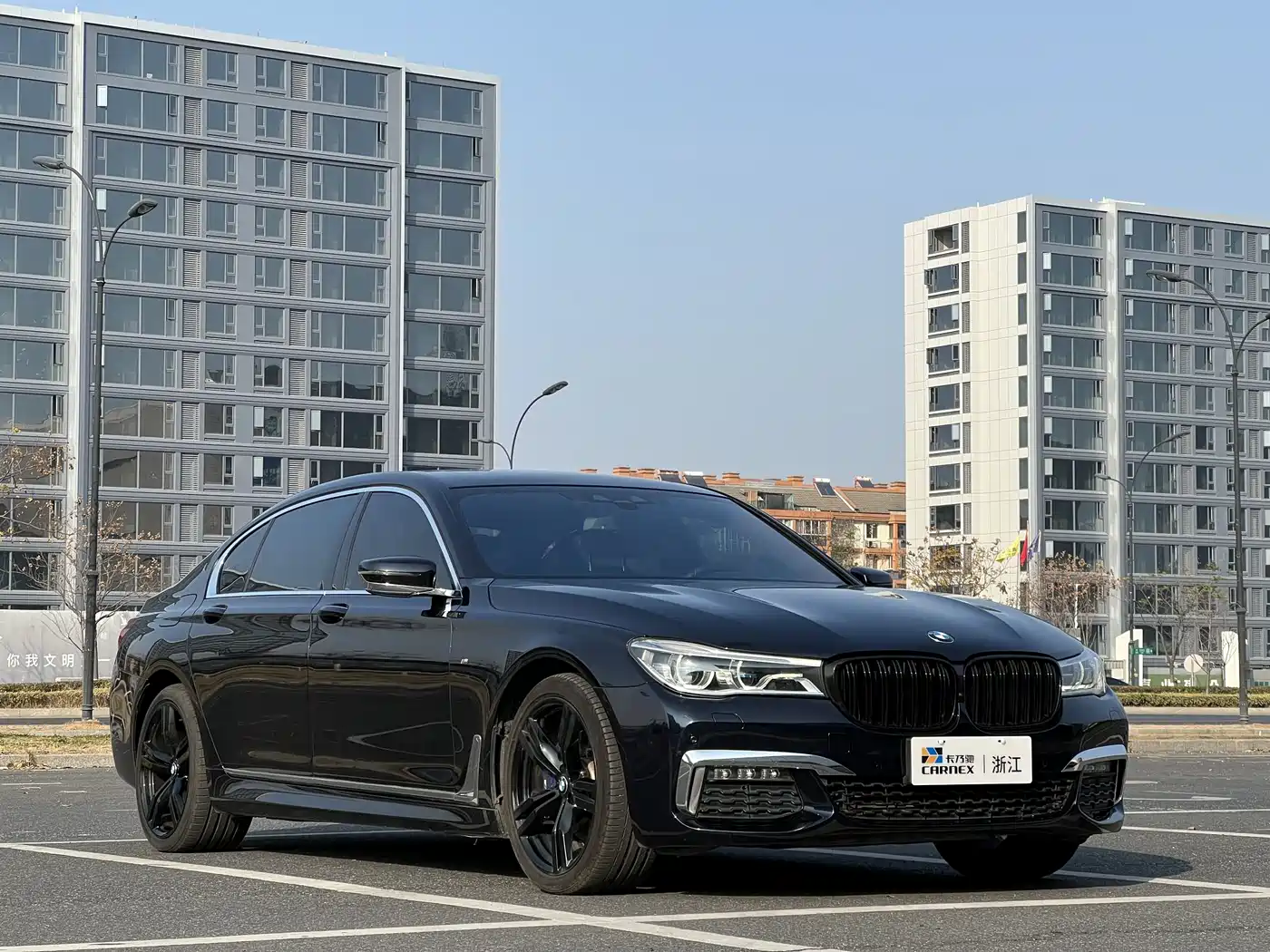BMW 7 Series 2018 740Li xDrive Premium Type M Sport Package фото 2