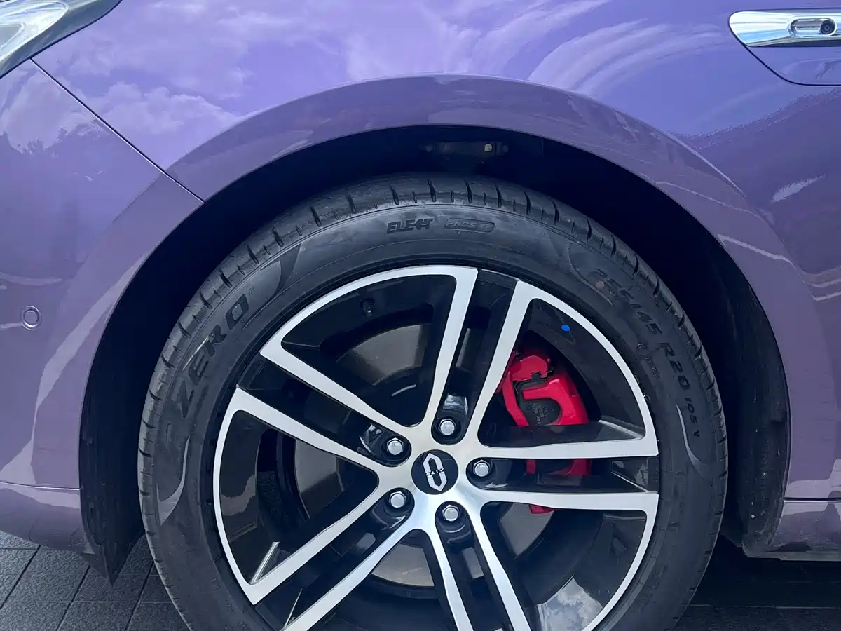 AITO Wenjie AITO M5 2025 Extended Range Ultra AWD фото 5