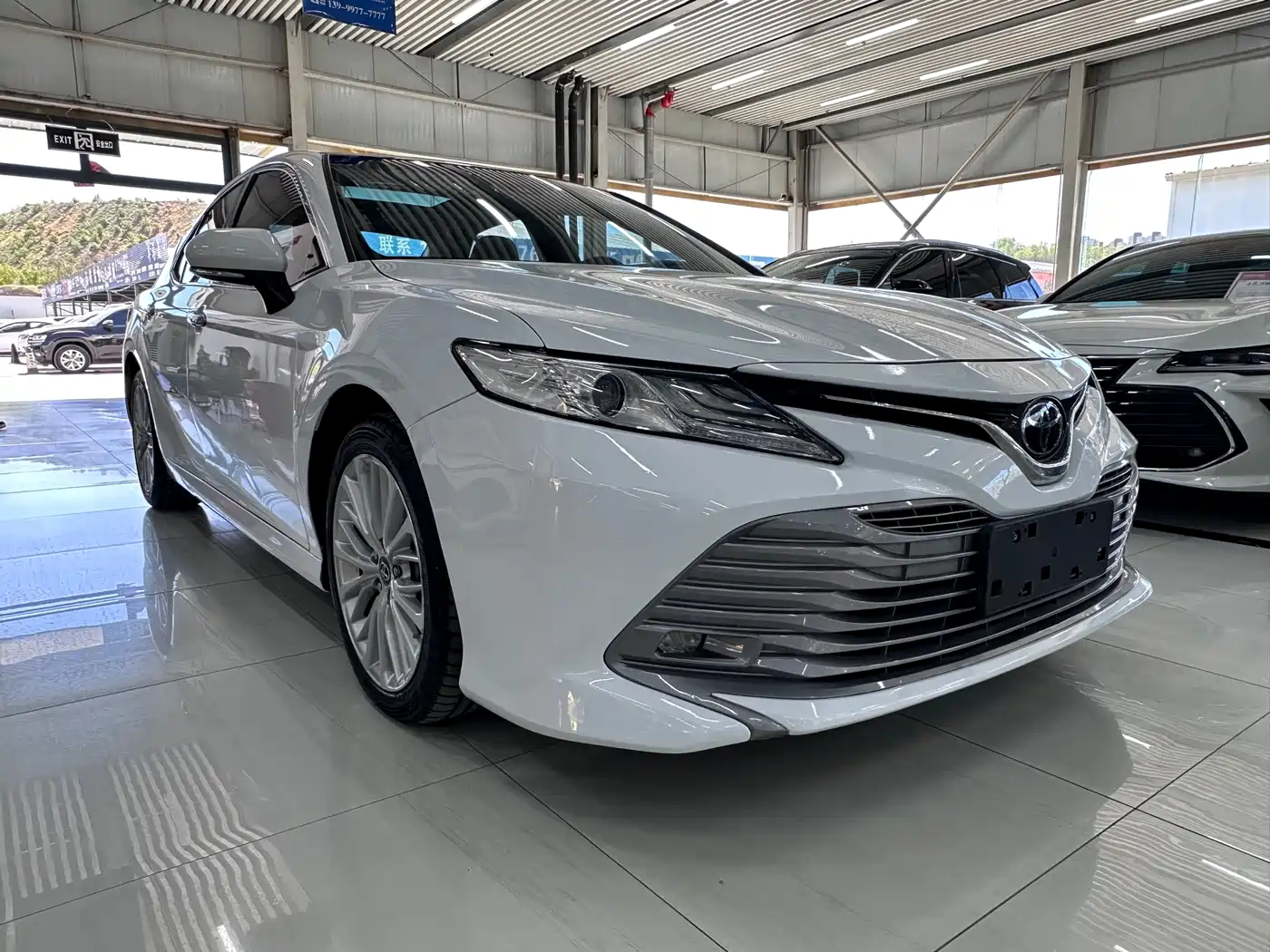 Toyota Camry 2018 2.5G Luxury Edition фото 3