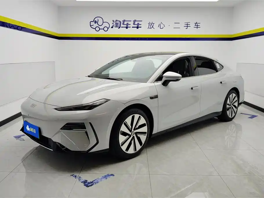 Geely Galaxy E8 2024 550km RWD MAX