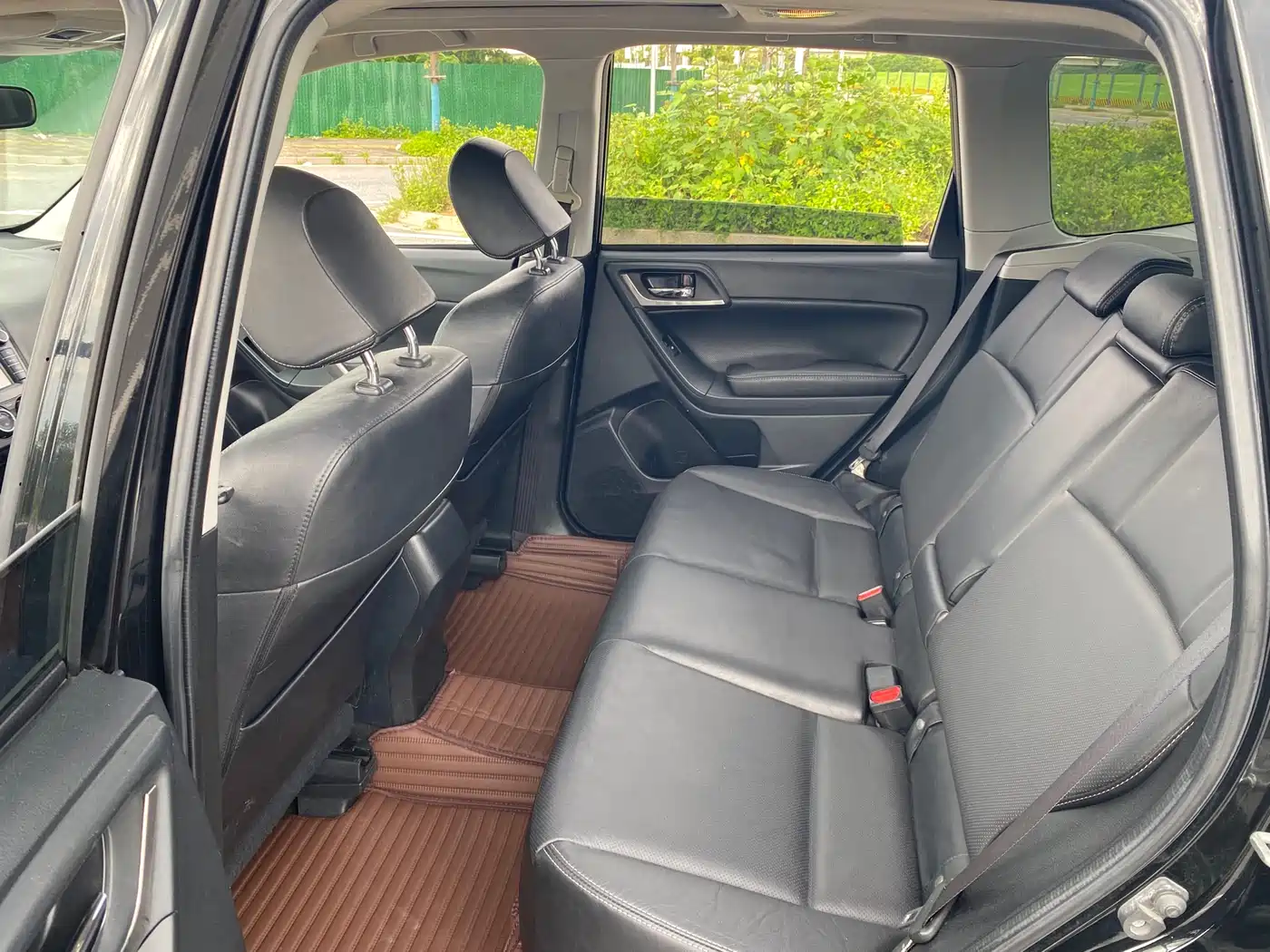Subaru Forester 2013 2.0T Automatic Premium Navigation Edition фото 5