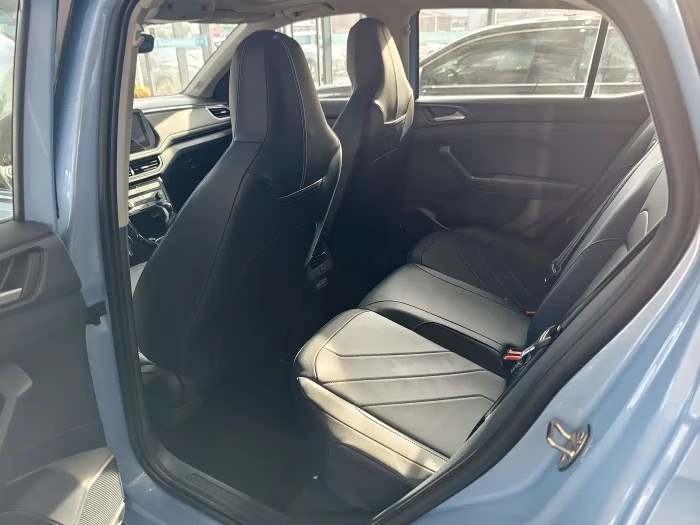 Volkswagen Tharu 2025 New Edge 300TSI Enjoyment Edition фото 7