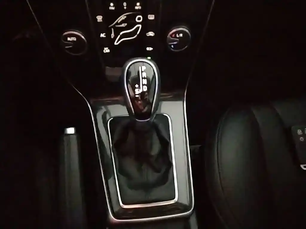 Volvo V40 2018 2018 T3 Inscription Edition