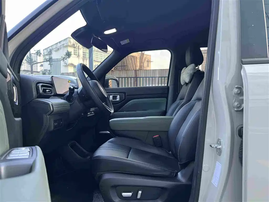Baojun Yueye Plus 2025 2025 Model Premium 5-Seat