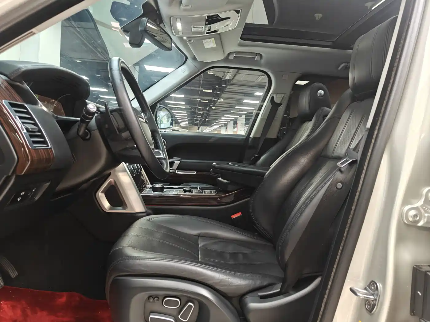 Land Rover Range Rover 2014 3.0 SC V6 Vogue фото 13