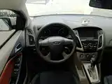 Фото 11 - Ford Focus
