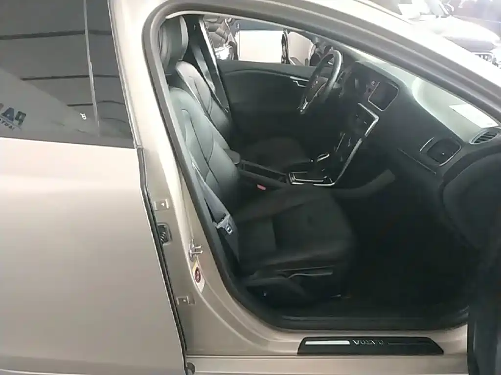 Volvo V40 2018 2018 T3 Inscription Edition