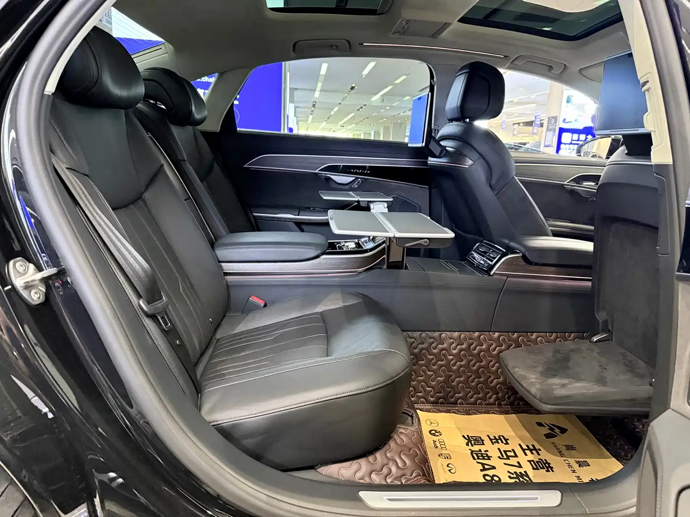 Audi A8 2019 Facelift Plus A8L 55 TFSI quattro Premium фото 10