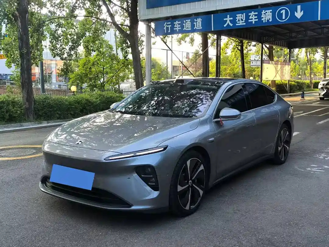 NIO ET7 2025 2024 75kWh Executive Signature Edition