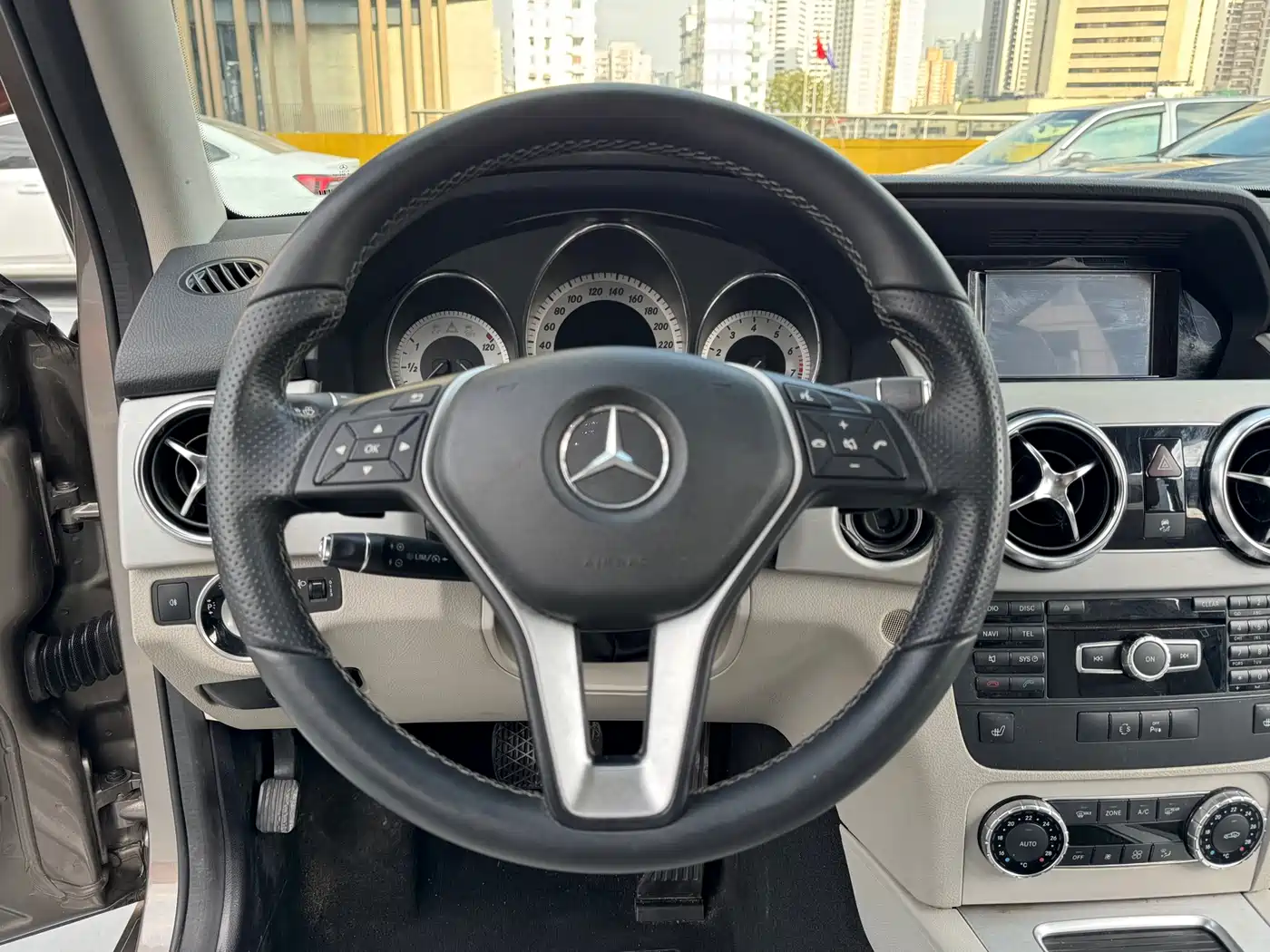 Mercedes-Benz GLK-Class 2013 GLK 300 4MATIC Dynamic Sunroof фото 13