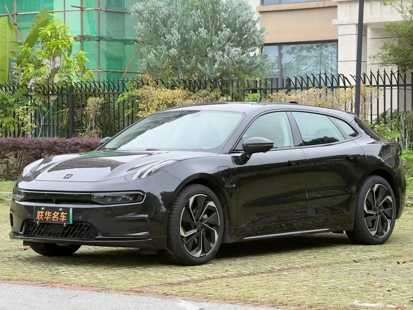 ZEEKR EXTREME KRYPTON 001