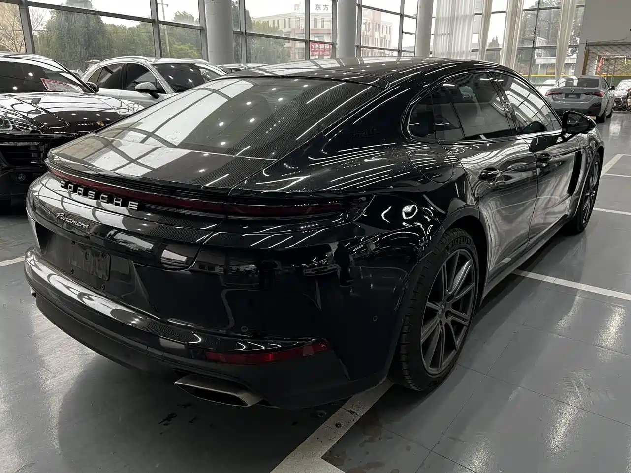 Porsche Panamera 2024 Panamera Executive Long Wheelbase 2.9T фото 20