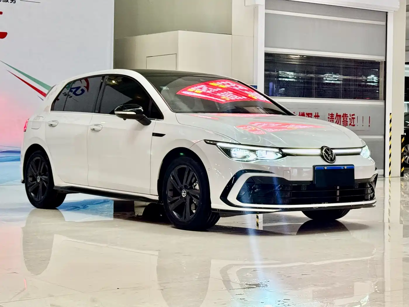 Volkswagen Golf 2021 280TSI DSG R-Line фото 2