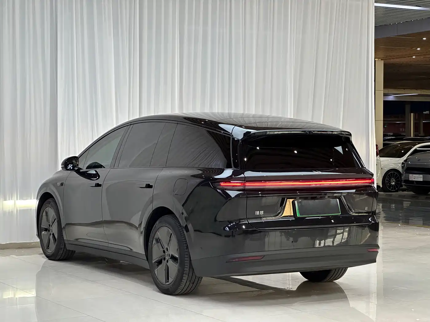 Li Auto Li i8 2026 2025 Standard Edition