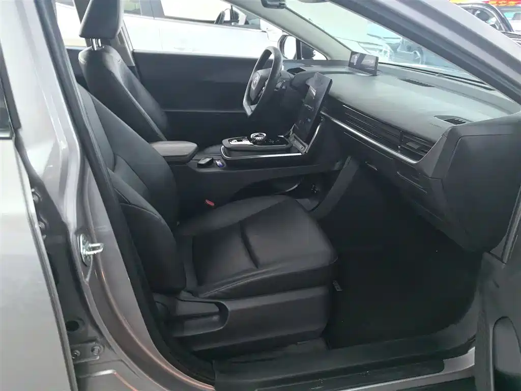Toyota bZ3 2023 517km Elite PRO фото 25