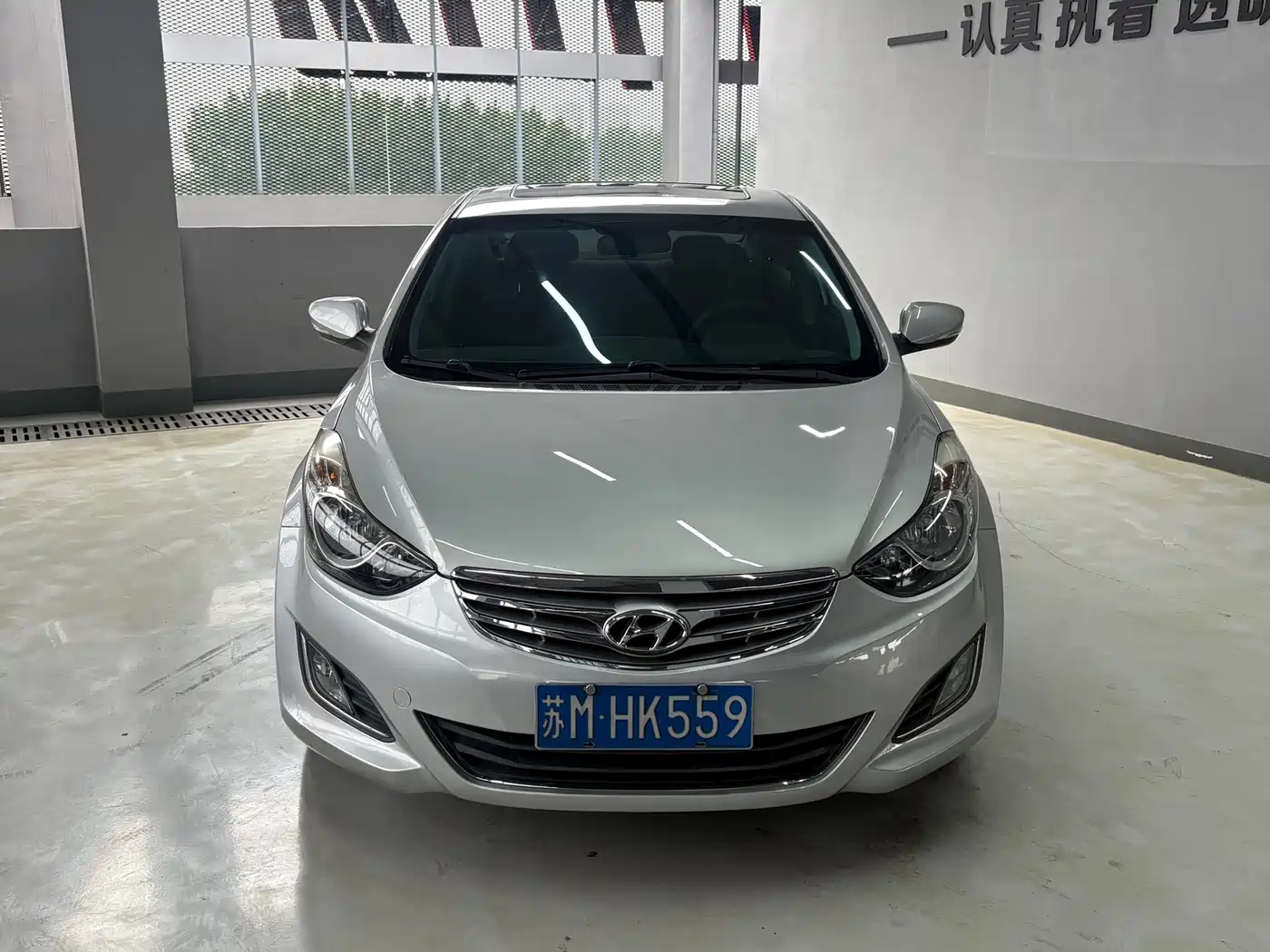 Hyundai Langdong 2013 1.6L Automatic Leading фото 2