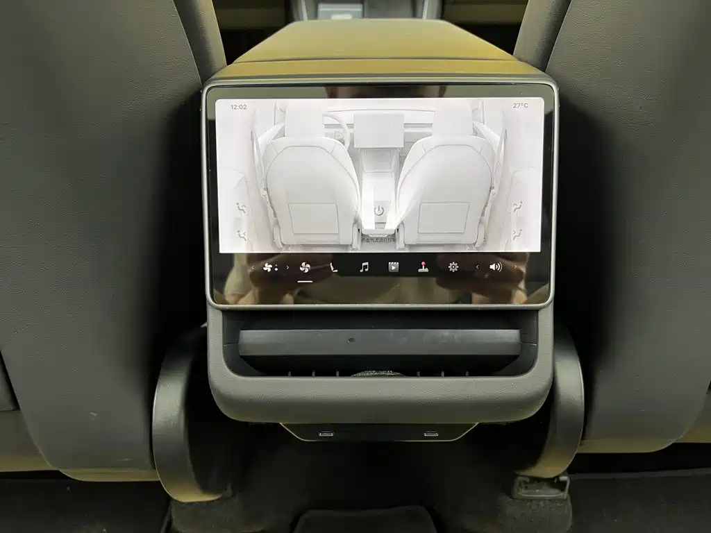 Tesla Model Y 2026 2026 Long Range All-Wheel Drive