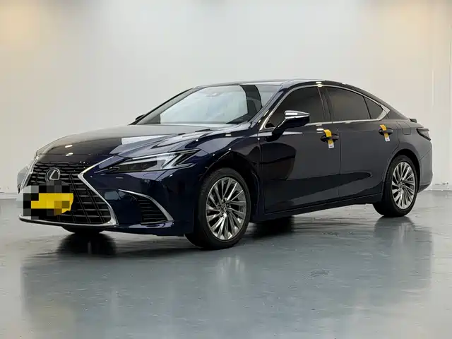  Lexus Lexus ES 2025 300h Executive Edition