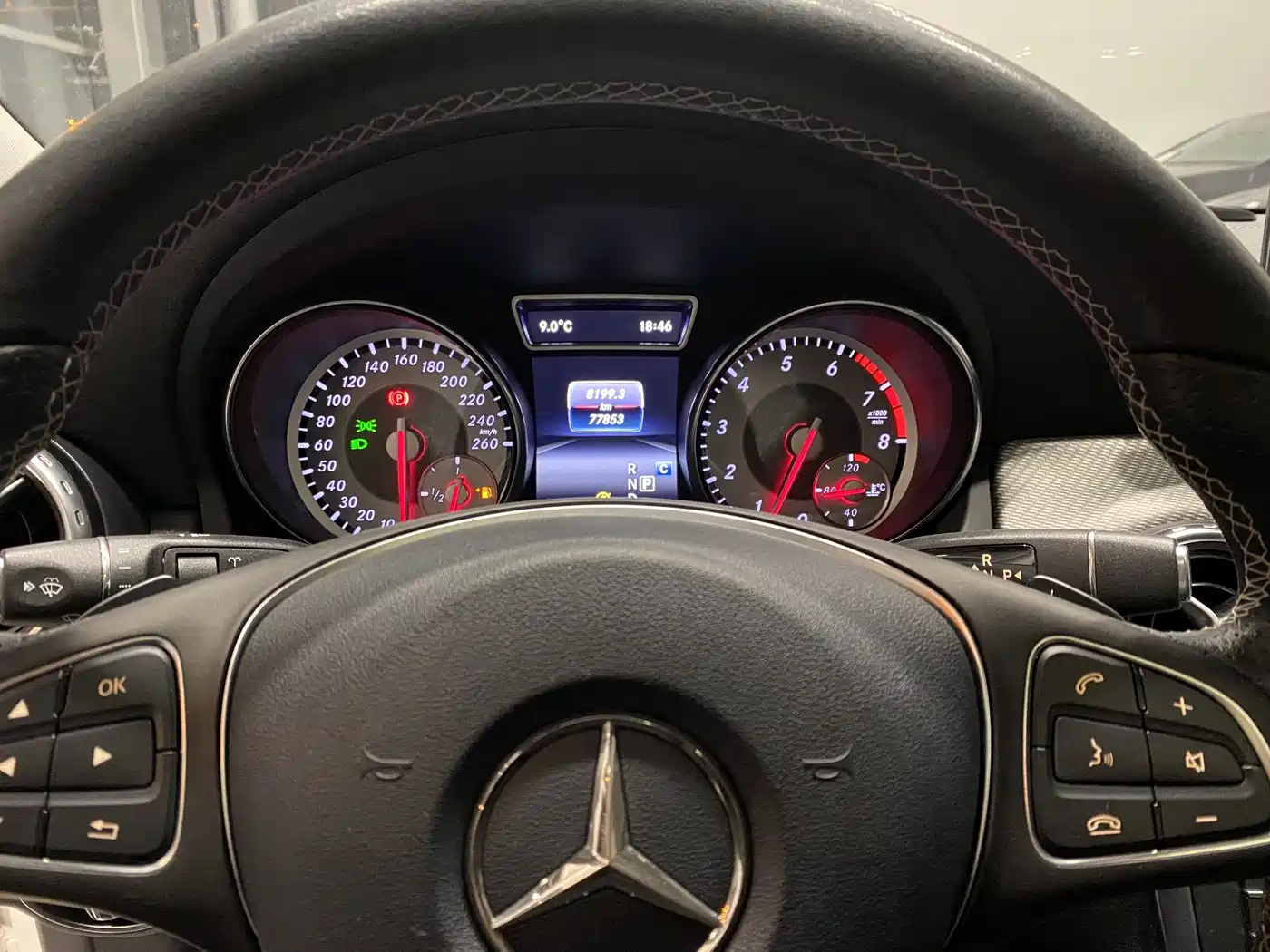 Mercedes-Benz GLA 2016 GLA 220 4MATIC Fashion фото 7