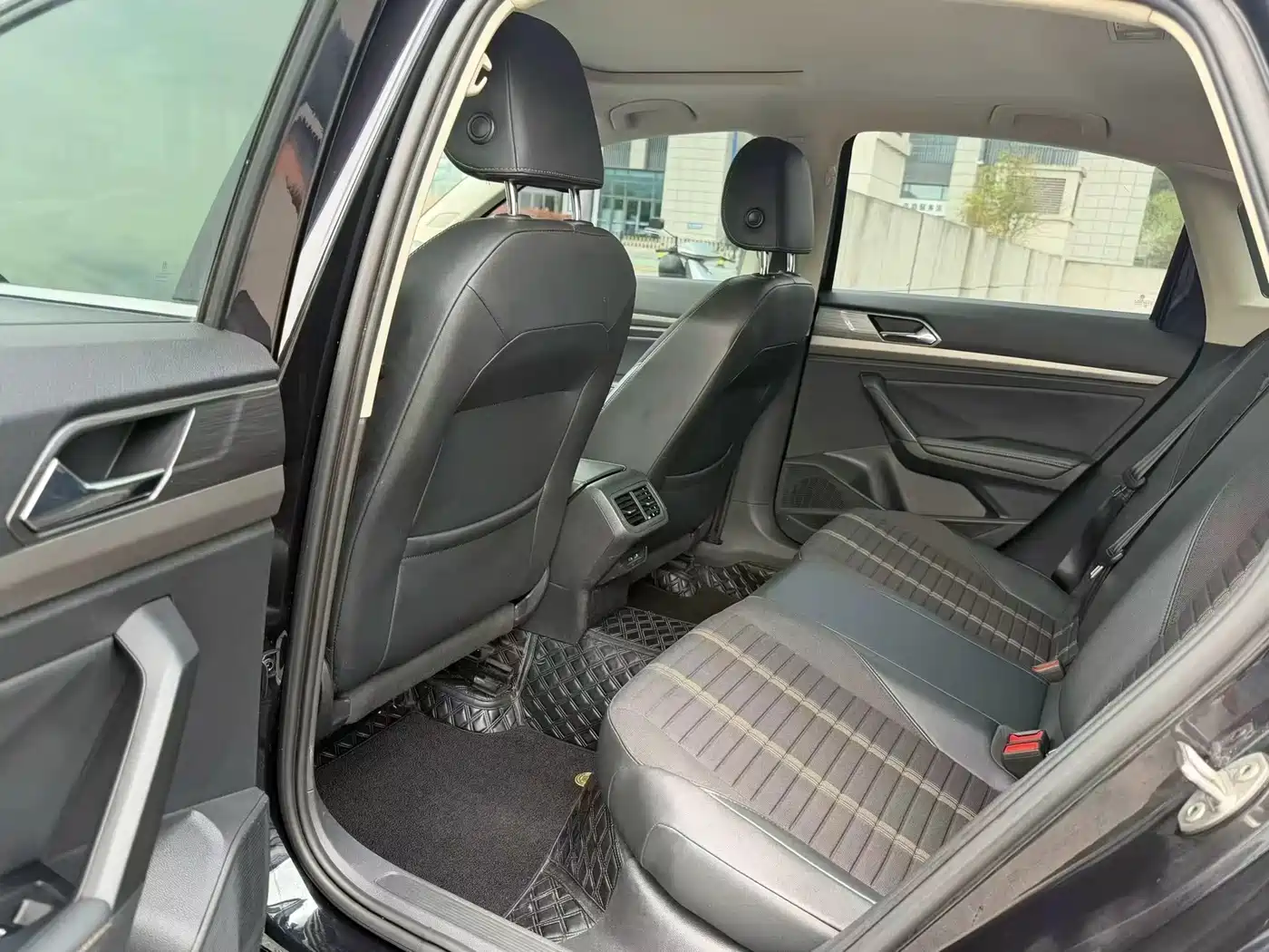 Volkswagen Lavida 2021 280TSI DSG Comfort Edition фото 4