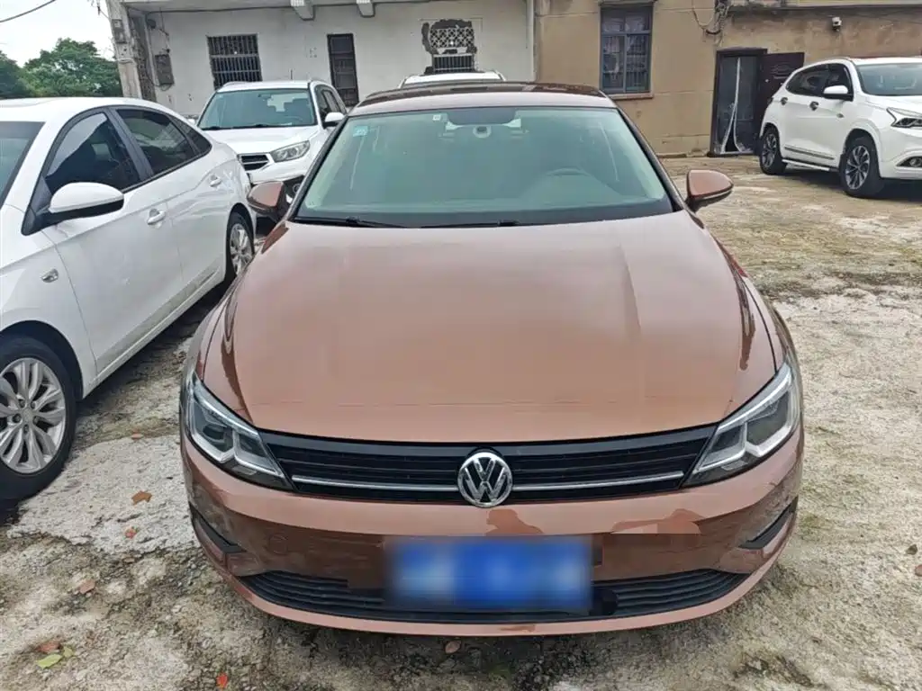 Volkswagen Lamando 2017 230TSI DSG Trend Edition фото 3
