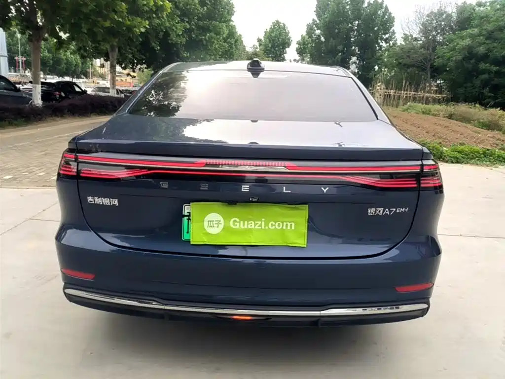 Geely Galaxy Galaxy A7 2025 EM-i фото 6