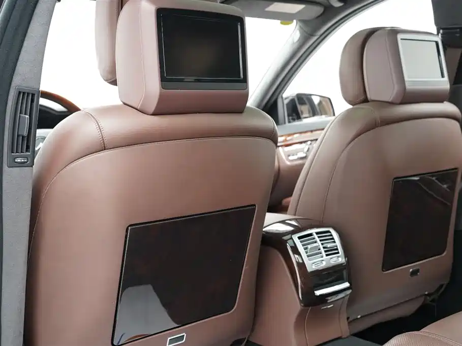 Mercedes-Benz S-Class 2010 2010 S 600 L