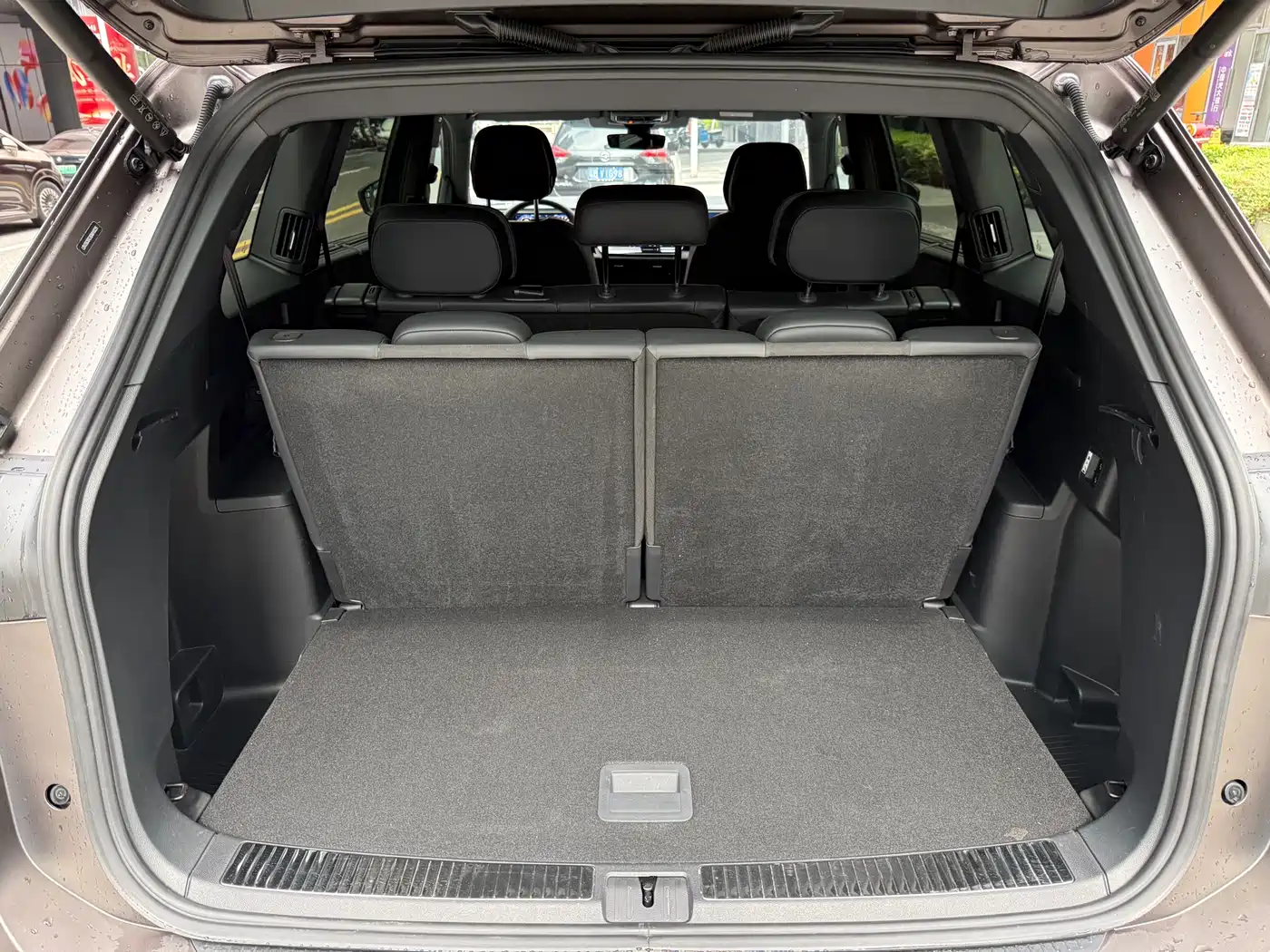 Volkswagen Teramont 2025 Teramont Pro 450TSI 4WD Summit Edition фото 15