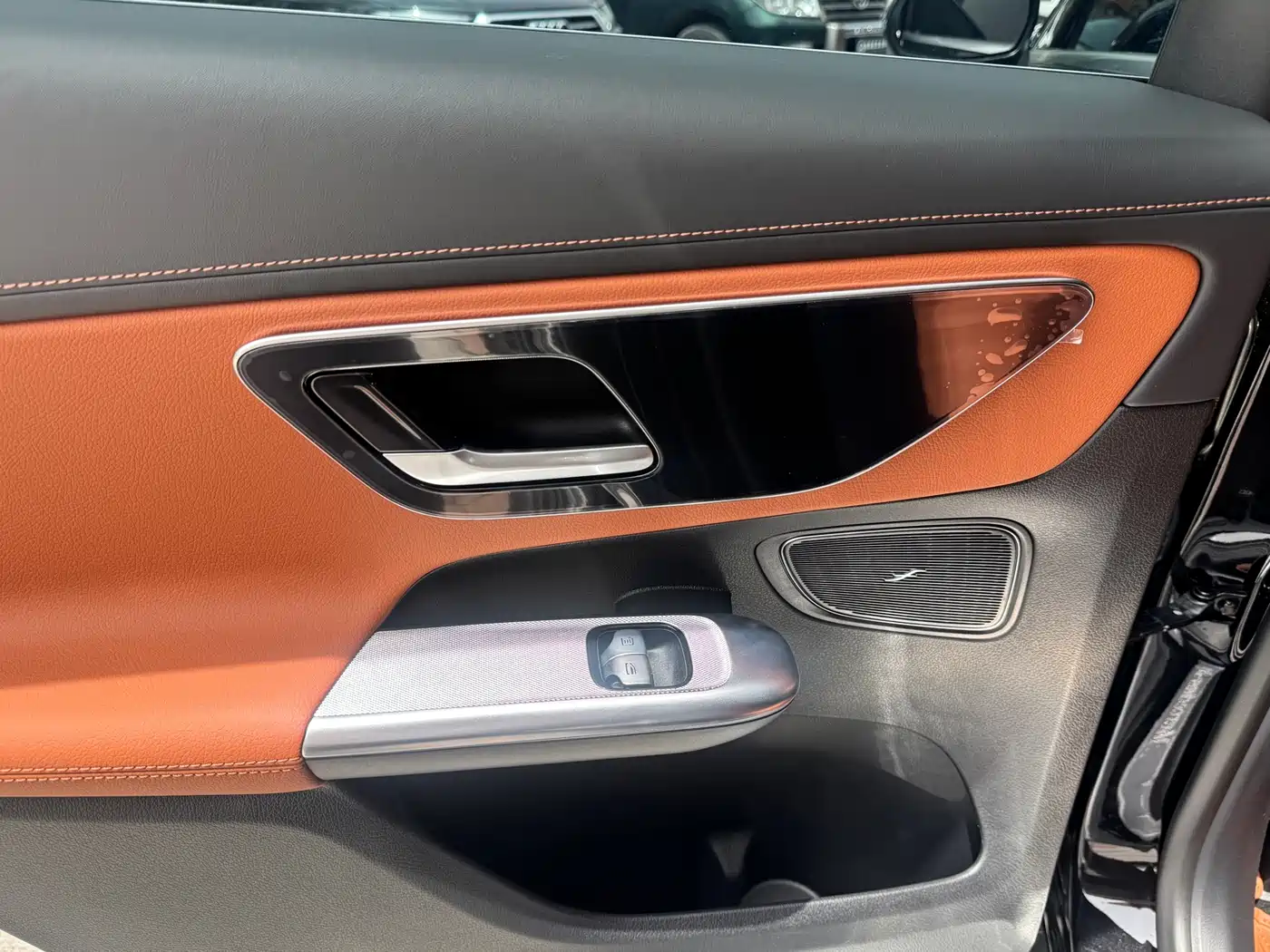 Mercedes-Benz GLC 2025 GLC 300 L 4MATIC Dynamic 5-seater фото 13