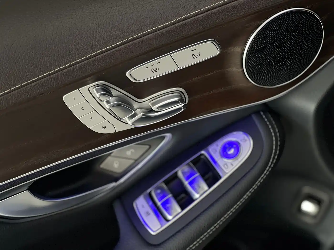Mercedes-Benz GLC 2021 GLC 260 L 4MATIC Luxury фото 17
