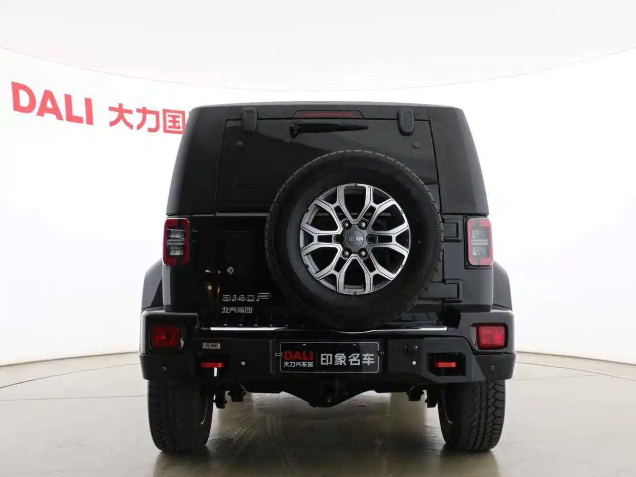 BAIC ORV Beijing Offroad BJ40 2023 2.0T Auto 4WD Urban Hunter Knight Edition фото 16
