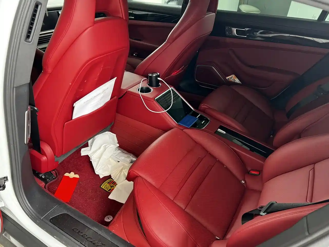 Porsche Panamera 2023 Panamera Executive Long Wheelbase Platinum Edition 2.9T фото 16