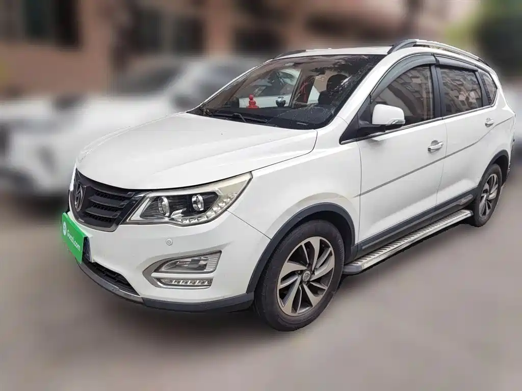 Baojun 560 2016 2016 1.8L iAMT Luxury