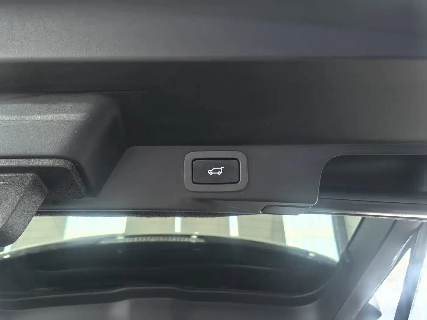 Land Rover Range Rover Sport 2016 Model 3.0 SDV6 HSE DYNAMIC фото 15